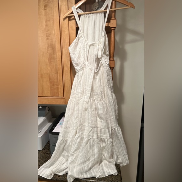 Milk white halter top dress - Picture 4 of 4